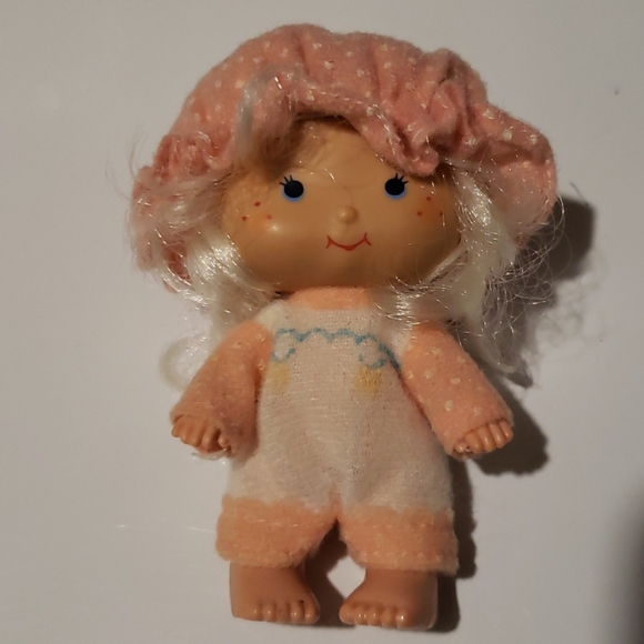 Vintage Strawberry Shortcake Apricot doll - Picture 1 of 2